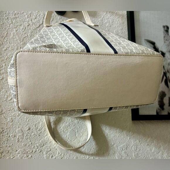 Tory Burch Gemini Link Crossbody Bag - Picture 3 of 5